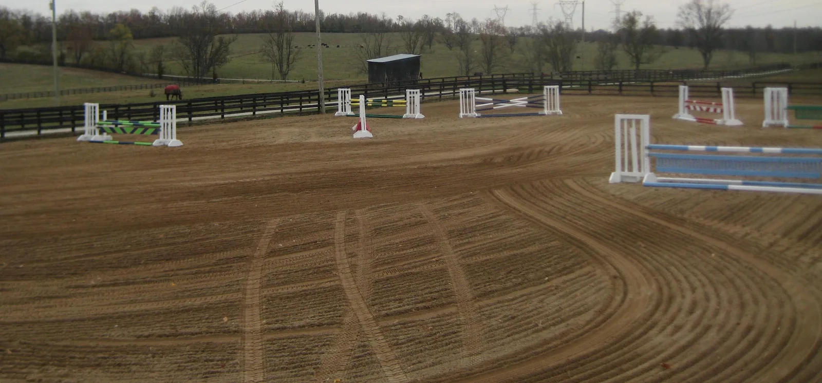 The outdoor jumping arena at Bittersweet Acres