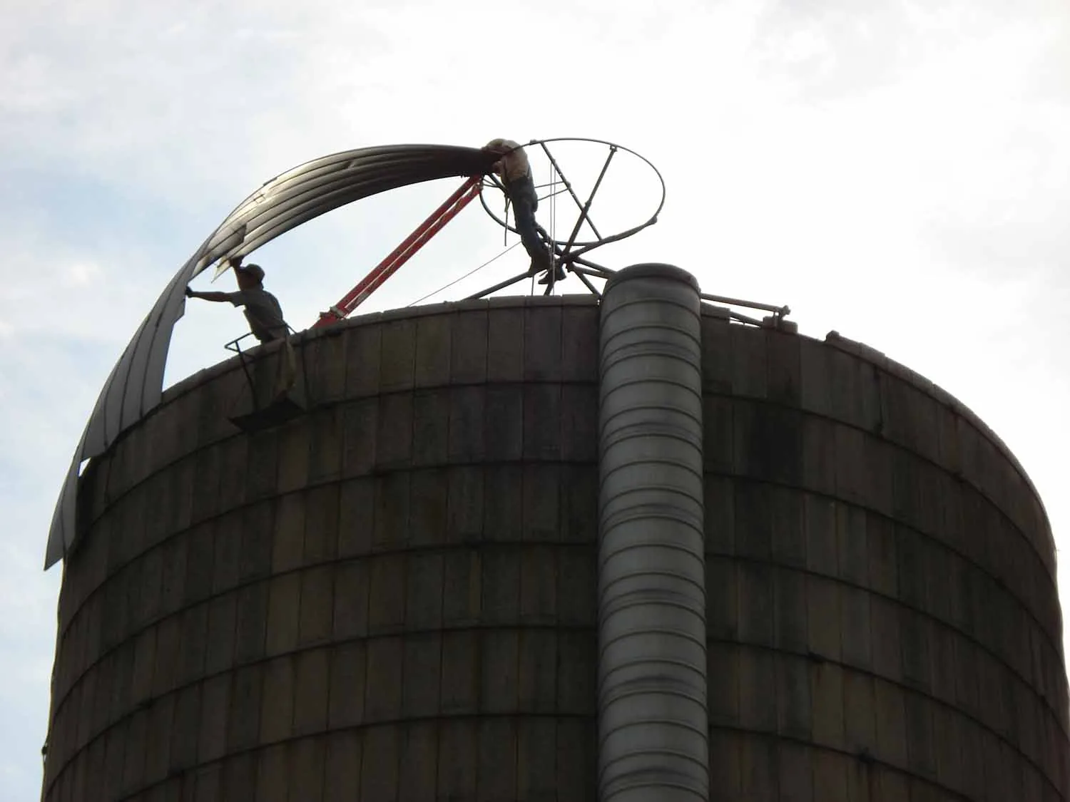 silo-33